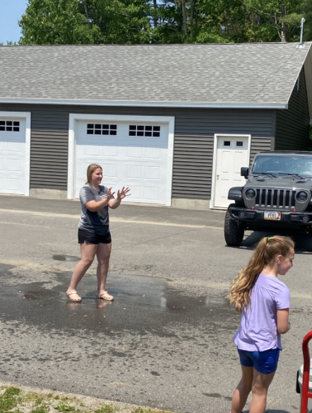 Miss Belanger’s third graders at China Primary School were motivated to give their best effort on the NWEA state testing. For every point of growth on both the reading and math assessments, students earned one water balloon. #WeAreRSU18 #CPSdragons
cps.rsu18.org/.../water-ball…