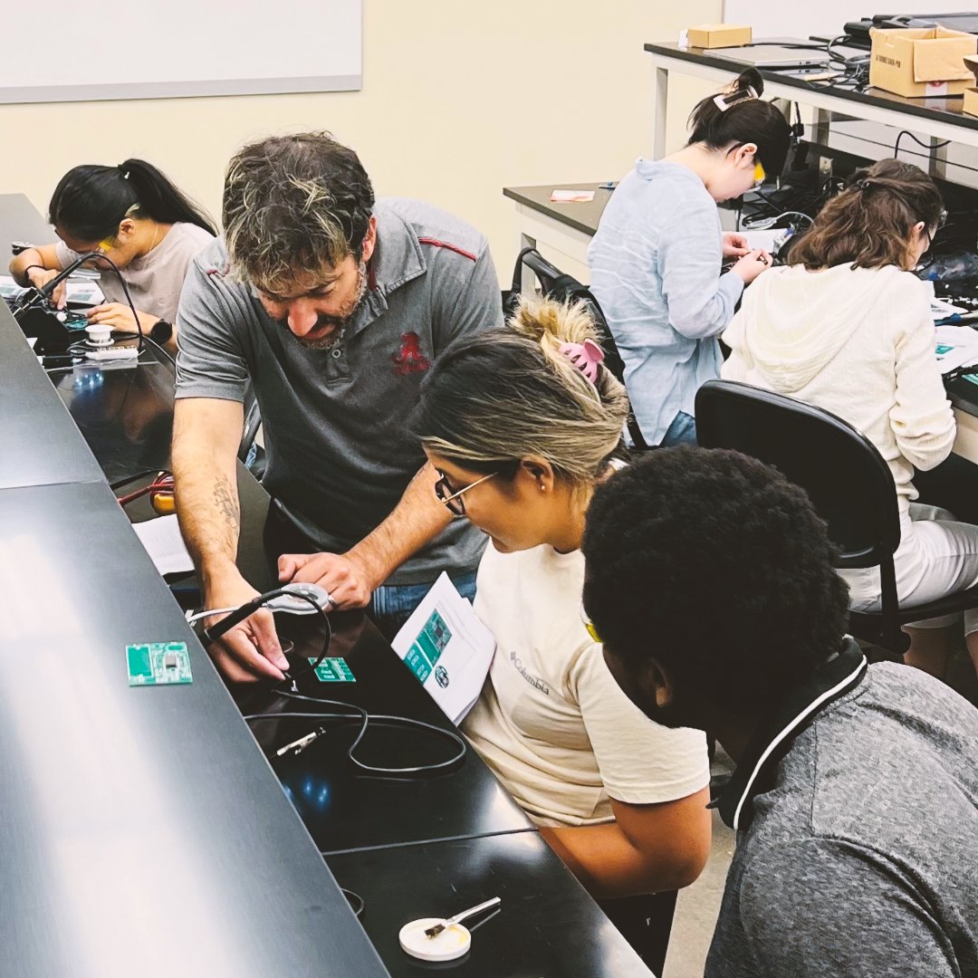 UA_CIROH's tweet image. Students at the USGS FLOW Academy put their technical skills to the test by soldering digital clocks. This hands-on program teaches water science, engineering and collaboration to prepare future leaders in hydrology and environmental tech. 

#FLOWAcademy #CIROH @USGS