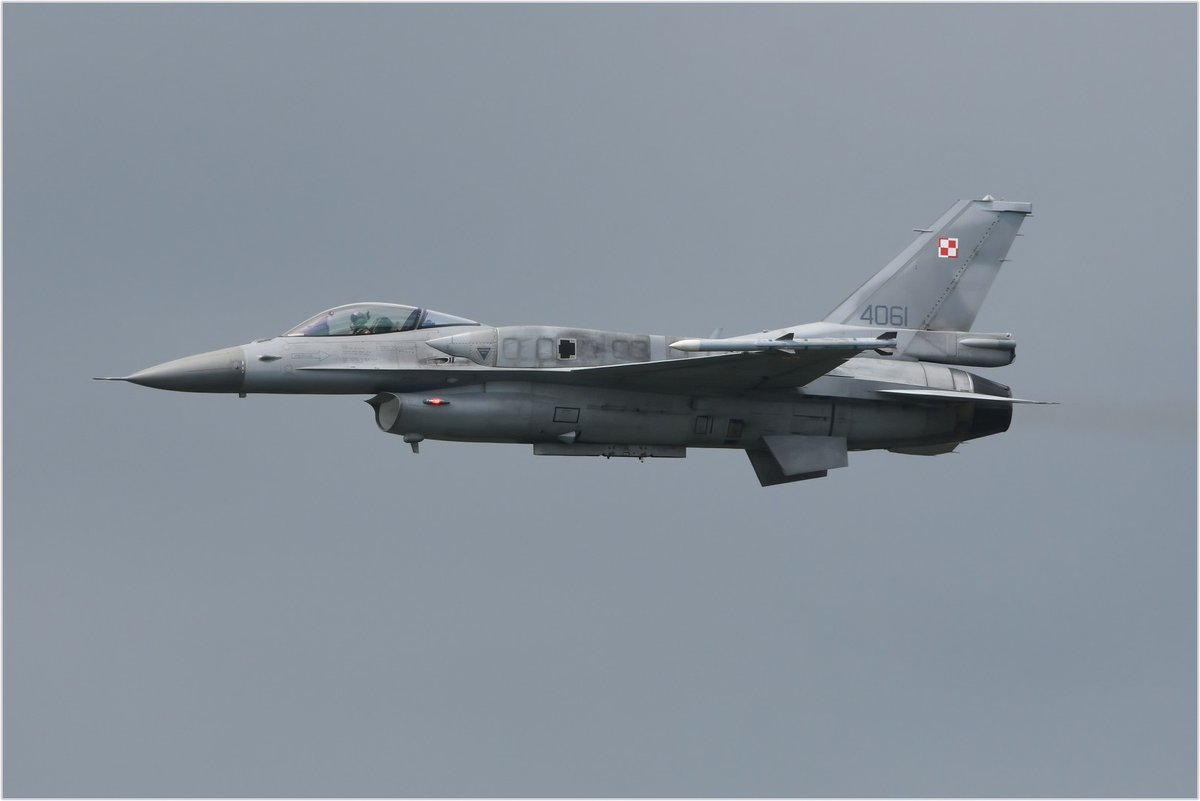 Dave Chapman (@davechapman67) on Twitter photo Polish air force Tiger demo team putting the F-16 through its paces today with a rehearsal for the <a href="/cosfordairshow/">RAF Cosford Air Show</a> show on Sunday .
Fantastic display and not to be missed. Polish air force Tiger demo team putting the F-16 through its paces today with a rehearsal for the <a href="/cosfordairshow/">RAF Cosford Air Show</a> show on Sunday .
Fantastic display and not to be missed.
