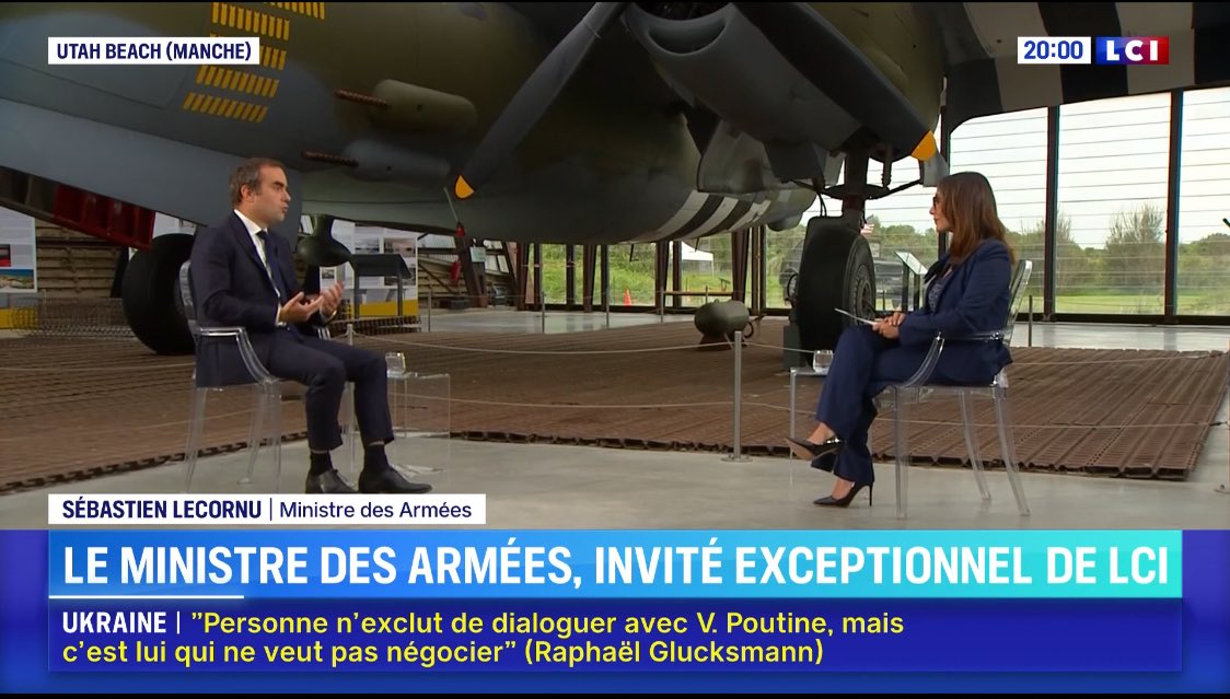 MaximeLherbat's tweet image. 𝟐𝟎𝐡𝟎𝟎 sur 📺@LCI : @SebLecornu, ministre des Armées, est l’invité exceptionnel de @margothaddad pour ce tout premier grand entretien de l’histoire de la chaîne sur le 𝐜𝐚𝐧𝐚𝐥 𝟏𝟓 de la TNT. #La15