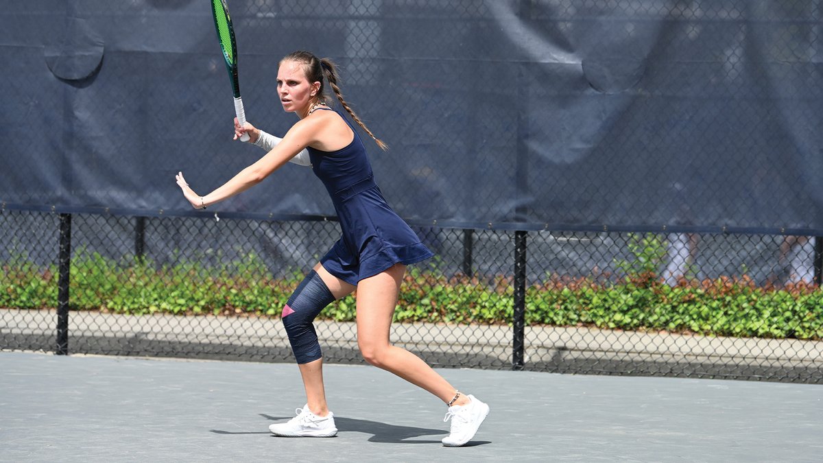 Alexandra Dodashev will Continue her Tennis Career in England this Fall! 😎

📰 go.uncg.edu/sxg73g

#letsgoG
