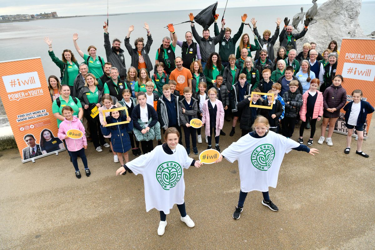 ernestcooktrust's tweet image. We’re celebrating our amazing Blue Influencers this #WorldOceansDay💙 Through the #BlueInfluencersScheme young people connect with & protect coasts, rivers & estuaries. @TNLComFund @DCMS