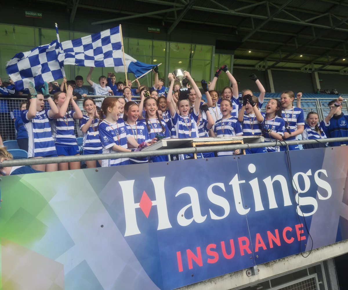 BreaffyNS's tweet photo. What a day for the Breaffy Girls, as they claimed the Division 1A Cumann na mBunscol County Title after a titanic battle with an excellent St. Joseph's NS, Ballinrobe Team. Bréachmhaigh Abú! 🏆 🏐 🎉 #4inarow #Teamwork 
@MayoCnmB @breaffylgfa @BreaffyGAA @Mayo_LGFA https://t.co/fNJ4x60Fgy