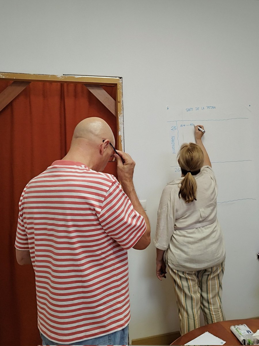 Hui també ens reunim per perfilar la nostra participació en les activitats dels Sants de la Pedra.

Tenim moltes ganes de contar-vos tots els detalls, però, de moment... reserveu-vos el 25 i 26 de juliol! 📅

#Bétera #SantsDeLaPedra #CulturaTradicionalValenciana