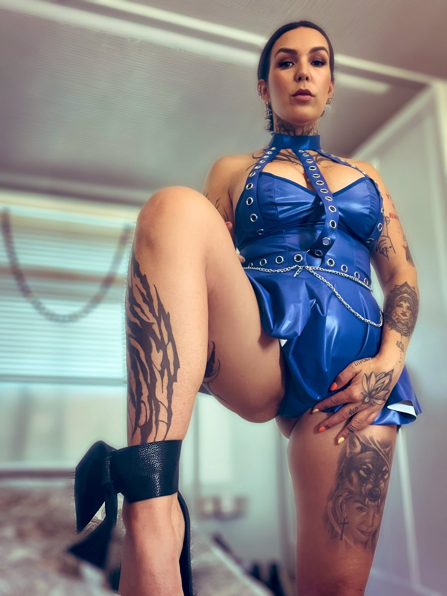 Down there is where you deserve to be!!

#mistress #femdom #bdsm #dominatrix #goddess #slave #latex #fetish #sissy #submissive #chastity #findom #bdsmcommunity #feet #domina #latexfetish #domination #bondage #leather #kink #latexmodel #chastitycage #latexfashion #mistresses #fyp