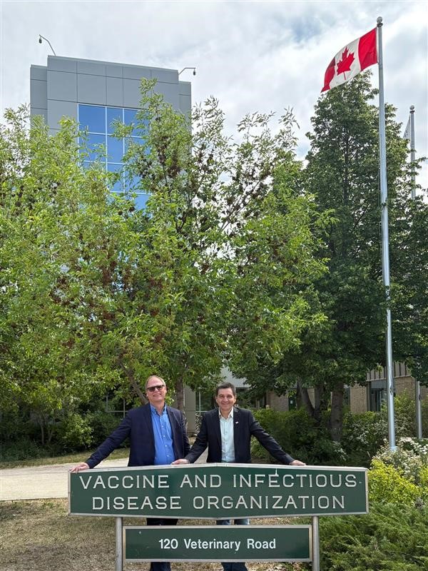VIDOInterVac's tweet image. A pleasure to host @Inserm —France’s national institute for health research. Valuable conversations on shared priorities in infectious disease science. International connections like this are key to tackling global health challenges. #collaboration #scienceforall