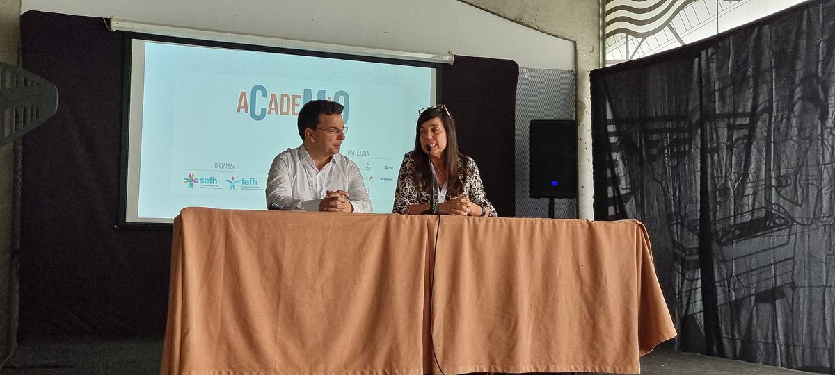 Nager08587826's tweet photo. Hoy en #aCadeMiO. @mapex_sefh @sefh_..... @morilloverdugo lo has vuelto a hacer. Cada año te superas. Eres el alma del #MAPEX y #CMO y #Barbate su seña de identidad. Esperamos y deseamos muchas jornadas más. Un abrazo 🤗 https://t.co/lUMdhBjqpq