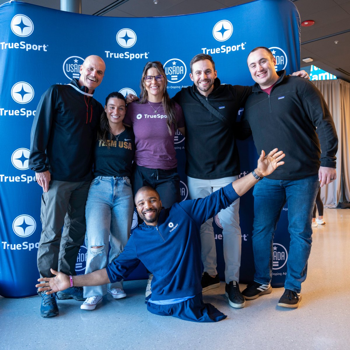 Did you know that our TrueSport Athlete Ambassadors visit camps, schools, and events around the country to meet with young athletes?!✨  

The team is a combination of Olympic, Paralympic, <a href="/TeamUSA/">Team USA</a>,  and professional athletes who live and practice the values of TrueSport. These