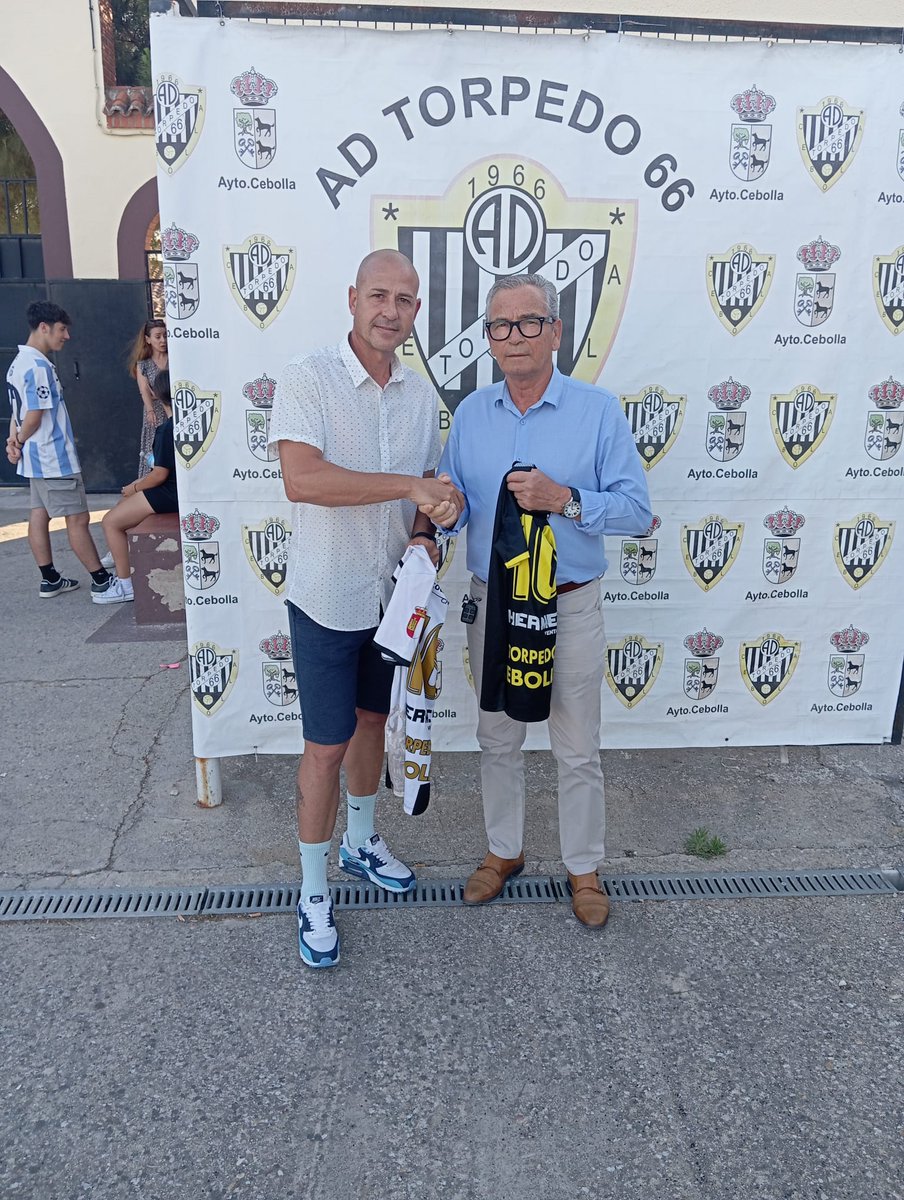 PRESENTACIÓN ENTRENADOR SENIOR: ISRA FERRER, SERÁ EL ENTRENADOR DE NUESTRO PRIMER EQUIPO, SUERTE Y A DARLO TODO.