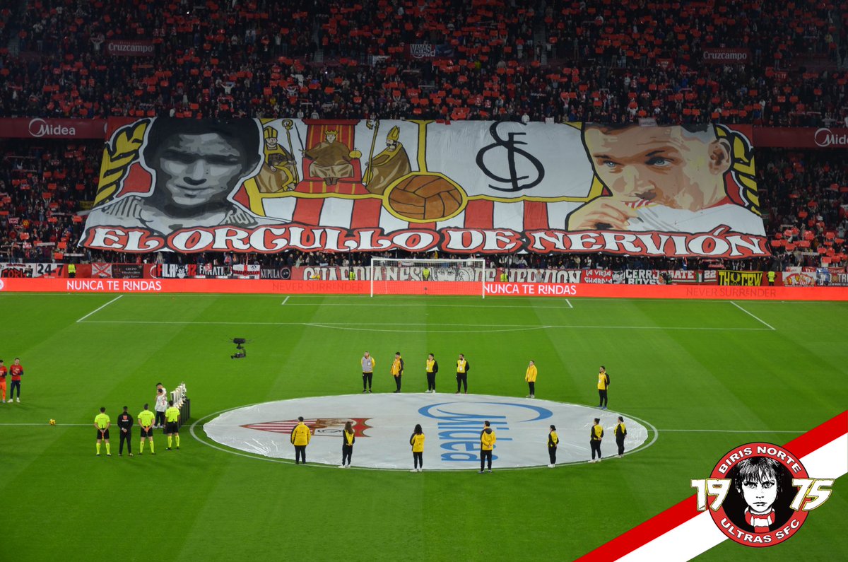 birisoficial's tweet photo. Porque mención aparte merece la @BrigadaTifo, que ha vestido de gala el Sánchez-Pizjuán en cada partido. 
Gente que ha dejado de lado muchos aspectos de su vida para dedicarlo a su grupo y a su Sevilla, gente que son el verdadero orgullo del grupo. https://t.co/QECW8FnsUN