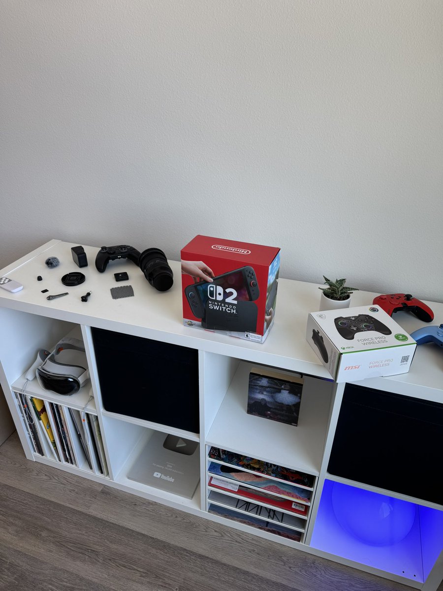 no idea how i got my hands on a switch 2 but unboxing it on stream in an hour