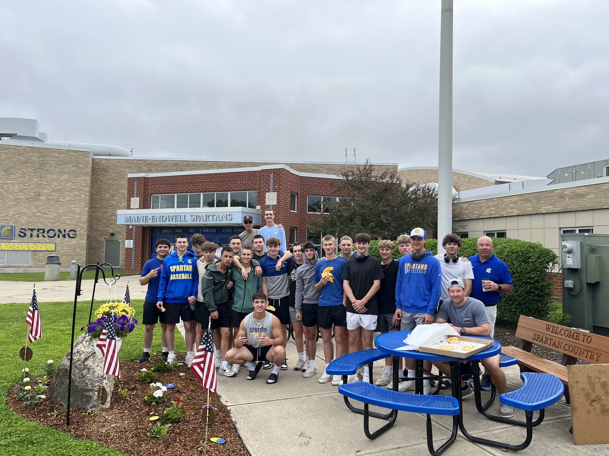 Good luck to our Varsity Baseball who play in the Regional Final today at 1 PM at Northeastern Clinton HS vs Peru! #GOSPARTANS
