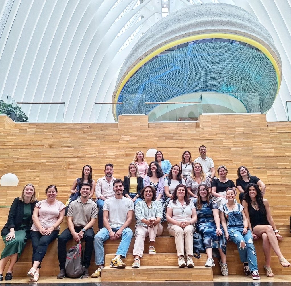 Recordando el entusiasmo de estas entidades sociales después de una jornada de mañana y tarde centradas en la investigación. En la #CaixaForum #Valencia