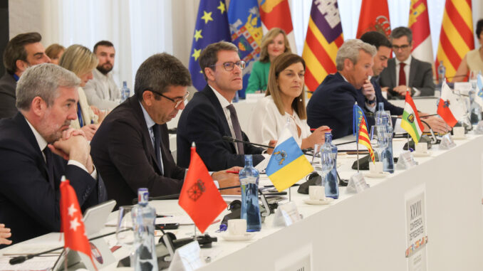 tucomarca.com (@tucomarca) on Twitter photo Mazón exige al Gobierno de España acabar con la infrafinanciación de la Comunitat Valenciana y “un compromiso urgente” con la reconstrucción. <a href="/GVAhisenda/">GVA Hisenda</a> <a href="/GVAMediAmbient/">GVA Medi Ambient Infraestructures Territori</a> <a href="/carlos_mazon_/">Carlos Mazón</a> <a href="/generalitat/">Generalitat</a> <a href="/GVApresidencia/">Presidència GVA</a> #PlaRecuperemValencia #DANA
tucomarca.com/wordpress/segu… Mazón exige al Gobierno de España acabar con la infrafinanciación de la Comunitat Valenciana y “un compromiso urgente” con la reconstrucción. <a href="/GVAhisenda/">GVA Hisenda</a> <a href="/GVAMediAmbient/">GVA Medi Ambient Infraestructures Territori</a> <a href="/carlos_mazon_/">Carlos Mazón</a> <a href="/generalitat/">Generalitat</a> <a href="/GVApresidencia/">Presidència GVA</a> #PlaRecuperemValencia #DANA
tucomarca.com/wordpress/segu…