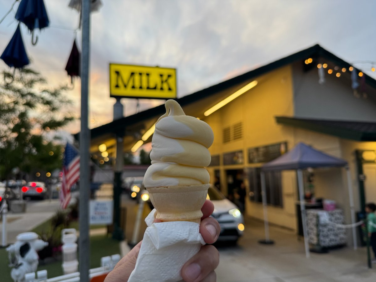 theluketsai's tweet image. For my latest Apple Maps update: killer roast squab, drive-thru soft-serve, excellent takeout sushi, and more. apple.co/LukeTsai