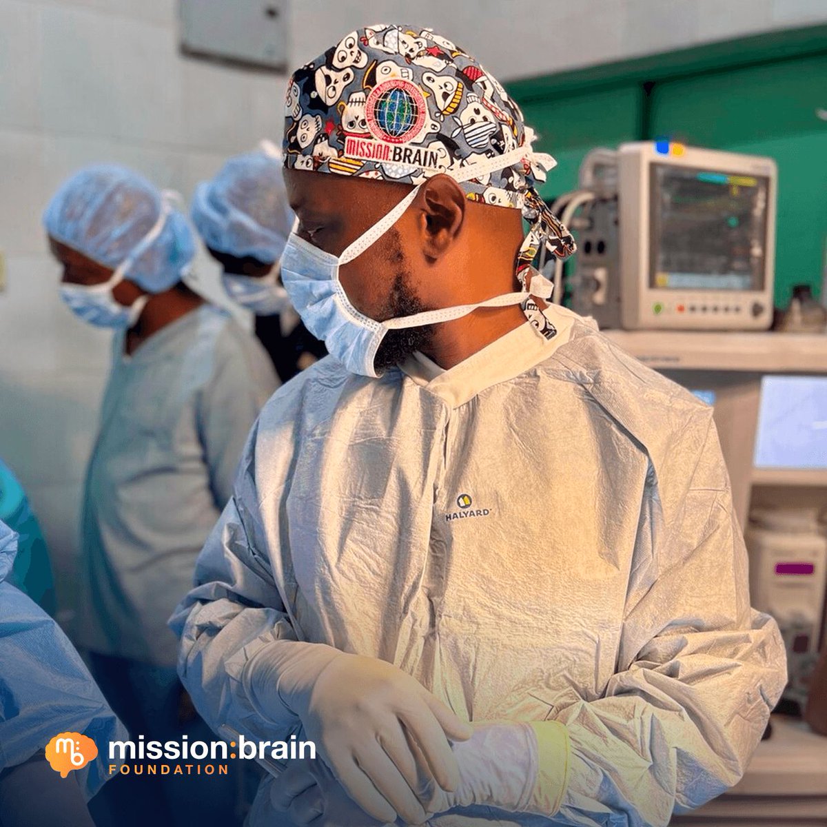 missionbrainorg's tweet image. The future of neurosurgery in Sierra Leone is bright.
This past week marked the official launch at Connaught Hospital—years of training, teamwork, and partnership made it possible.
We’re just getting started.
#MissionBRAIN #SierraLeone #GlobalNeurosurgery #BuildingBridges