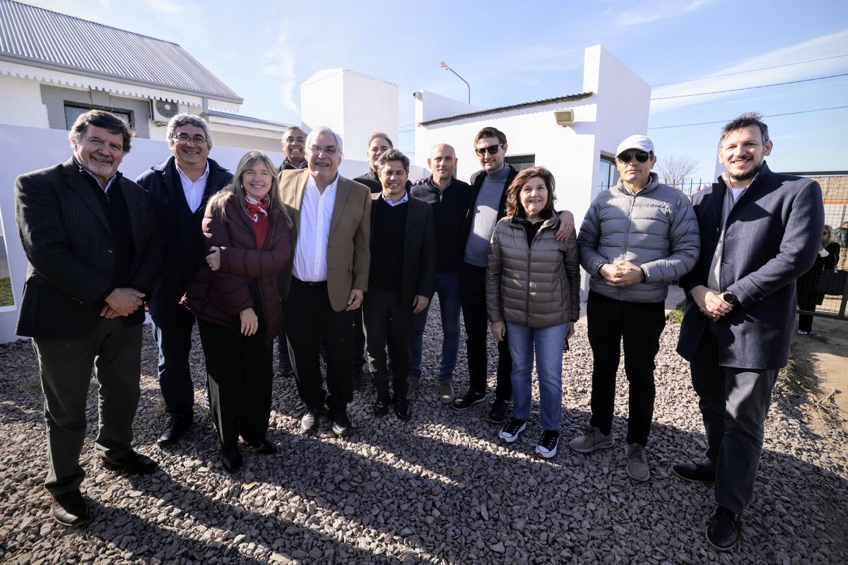 Participé de una jornada de trabajo en #GeneralVillegas junto a <a href="/Kicillofok/">Axel Kicillof</a> y parte de su gabinete.

Pudimos ver en funcionamiento la maquinaria que el municipio adquirió a través de <a href="/PciaLeasing/">Provincia Leasing</a>, además de otras inversiones que realizó <a href="/BAProvincia/">Gobierno PBA</a> para mejorar la educación y la