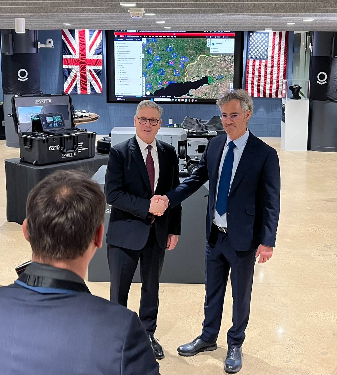 Winston Smith tweet media