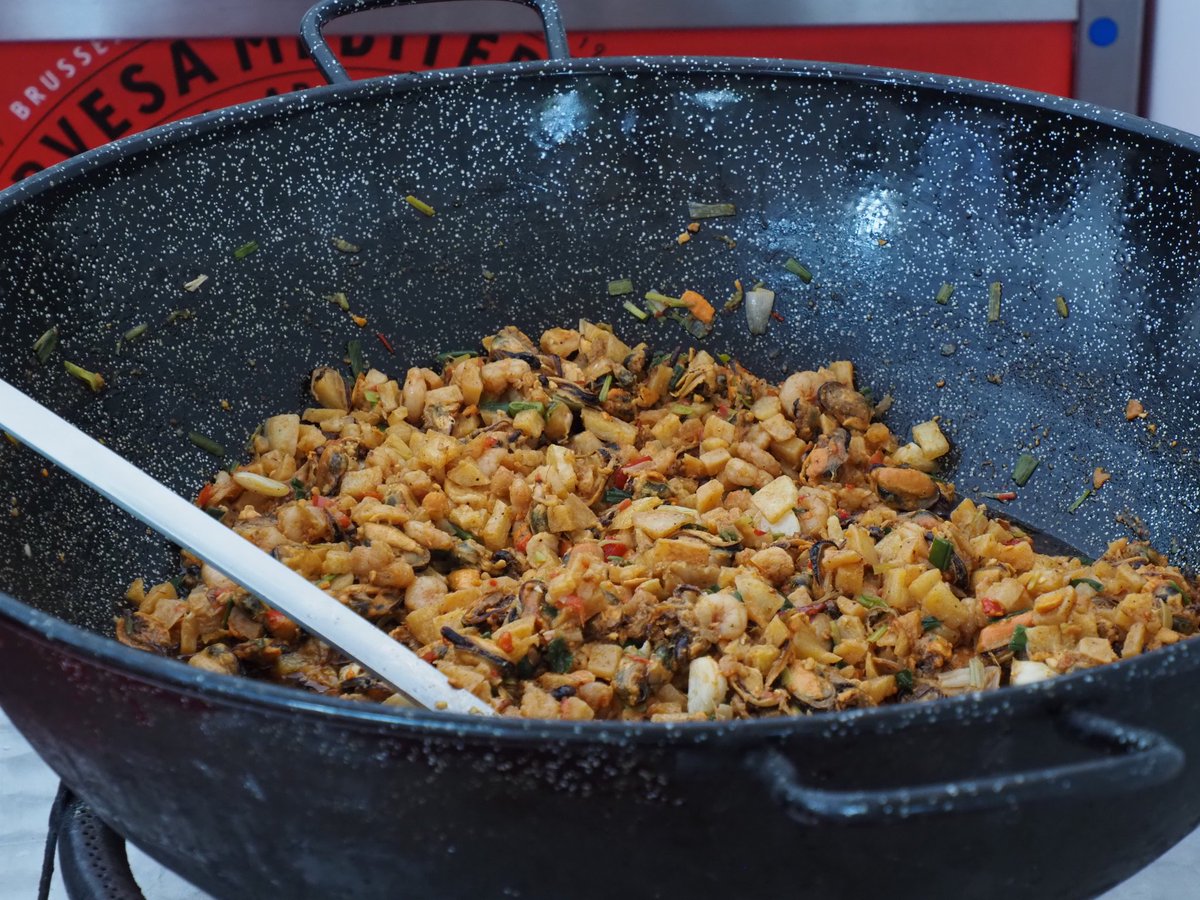 🥔🔥 Primera jornada de la Fira Nocturna de la Patata!

Vint-i-quatre establiments i més de setanta propostes amb la patata com a protagonista.

Demà més!