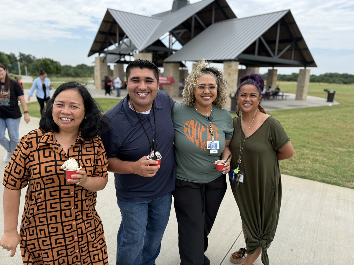 Thank you to everyone at Plano ISD for welcoming me as a new principal to the district. It’s nice to meet and work with like minded professionals who care about kids. Shout-out to Bowman AP Dr. Roberts, and Murphy Middle School Principal Ms. Tran, and AP Ms. Franco. #TeamPlanoISD