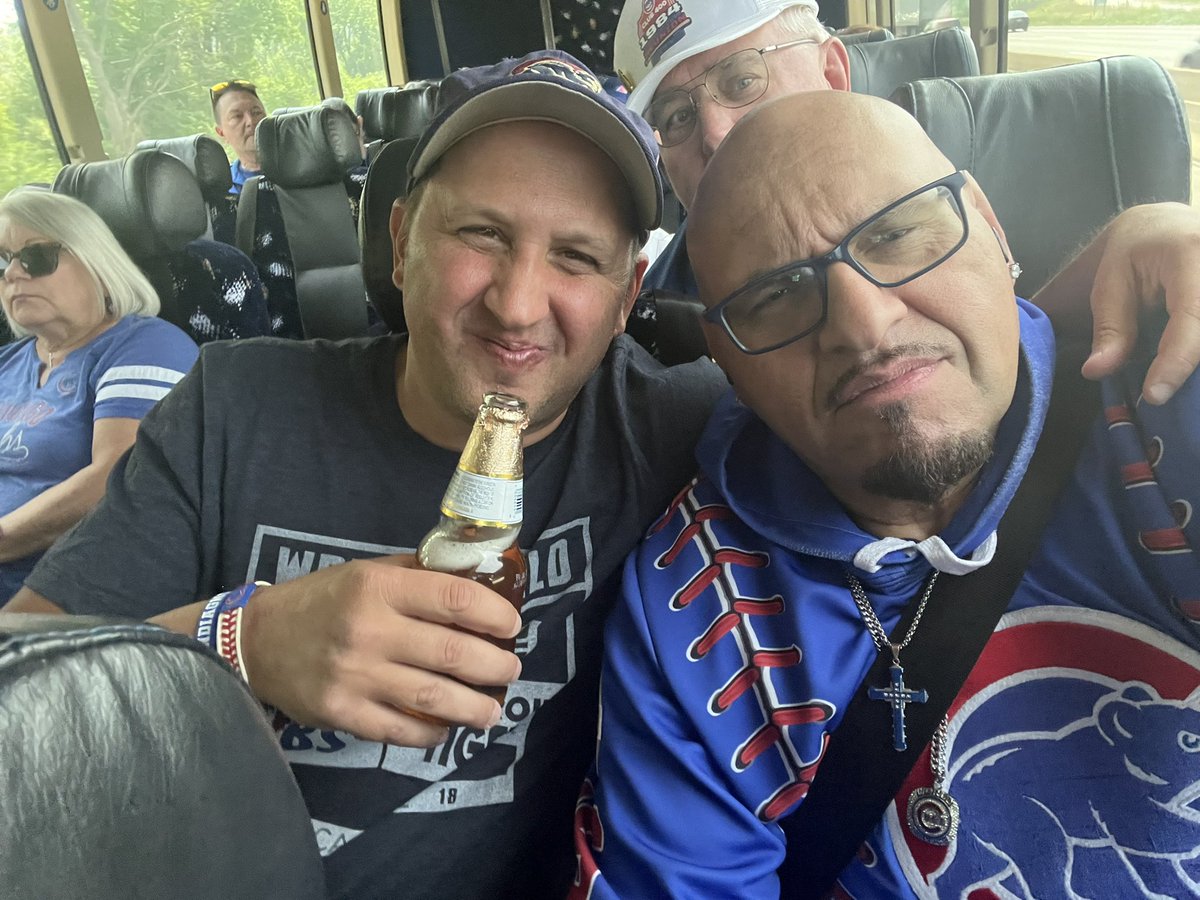 roberto ramos (@captaincubbo) on Twitter photo ETA … 20 min …Detroit !!
With the man Himself 🐻⚾️
Paul Crawly Deizn
<a href="/WatchMarquee/">Marquee Sports Network</a>
<a href="/crawlyscubs/">Crawly's Cubs Kingdom</a> ETA … 20 min …Detroit !!
With the man Himself 🐻⚾️
Paul Crawly Deizn
<a href="/WatchMarquee/">Marquee Sports Network</a>
<a href="/crawlyscubs/">Crawly's Cubs Kingdom</a>