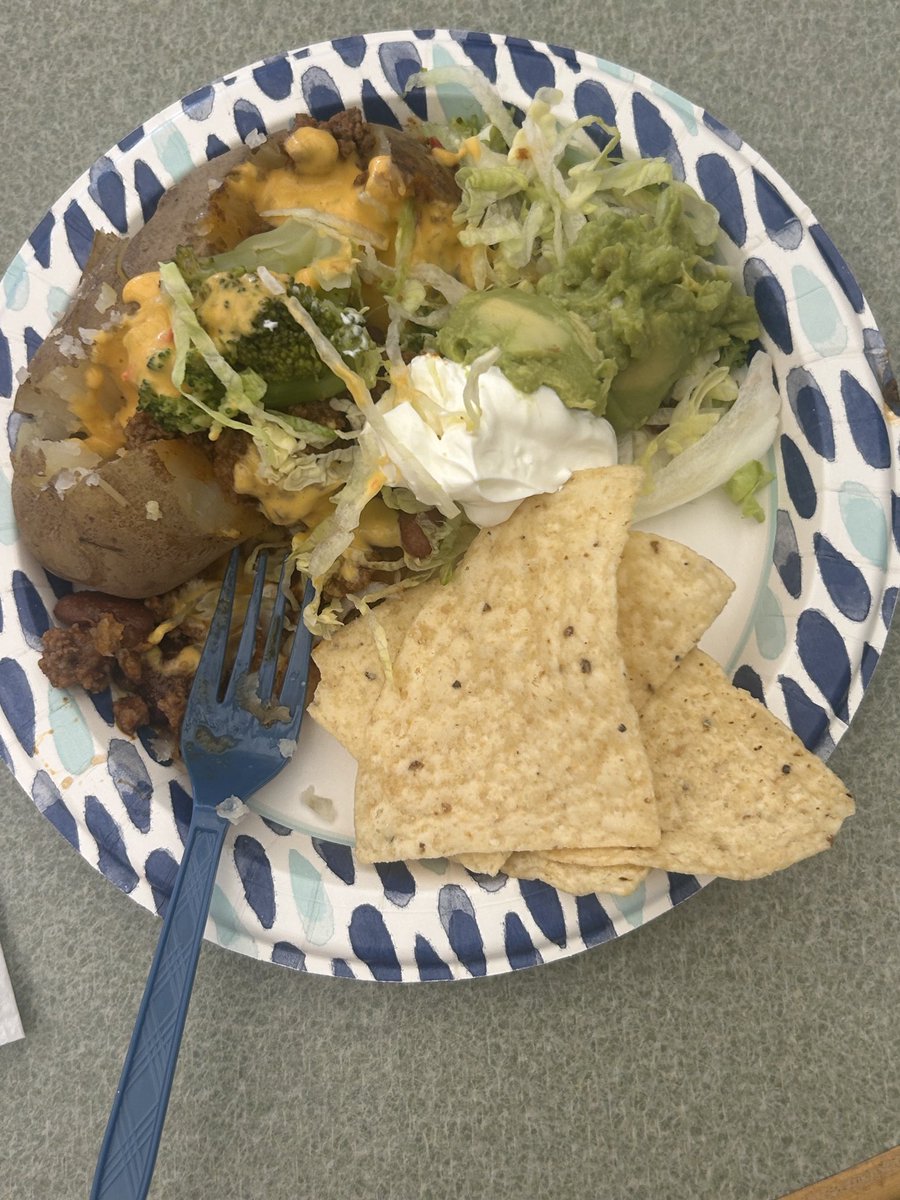 pinestreetelem's tweet photo. Food and Fellowship! Another GREAT year is in the books🤗 ⁦@PalmyraSchools⁩ #ThisIsPine #SeeYouInAugust https://t.co/z2jprRdVO5