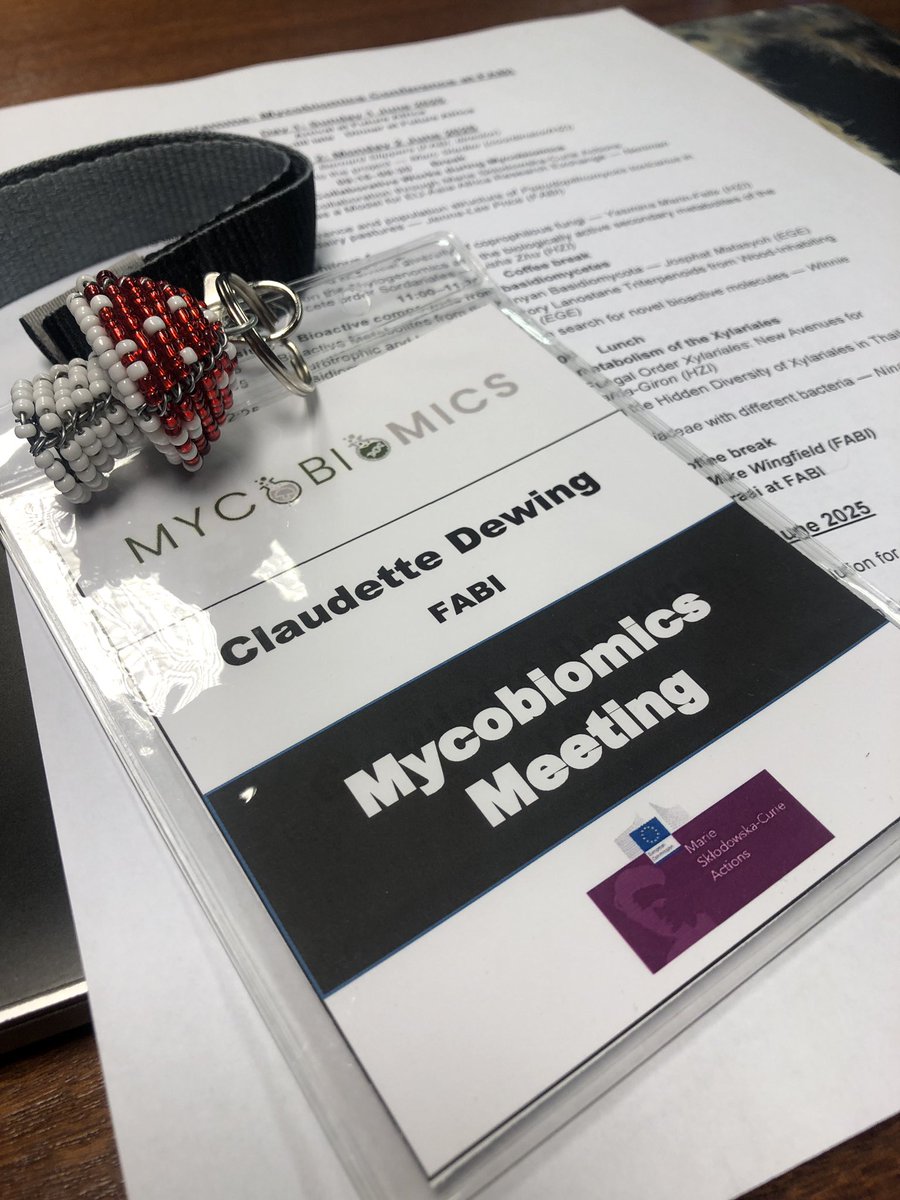All partners of the <a href="/mycobiomics/">Mycobiomics</a> came together <a href="/Fabiteam1/">FABI</a> to reflect back on what we have achieved over the last 5 years 🍄

Curious about what we were busy with? Take a look at zenodo.org/communities/my…