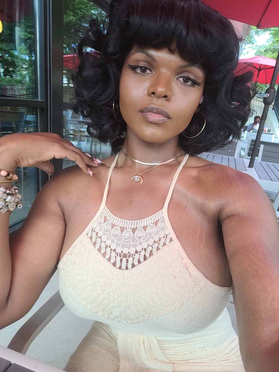 Subtle_Allure's tweet image. ✨️💝🌺