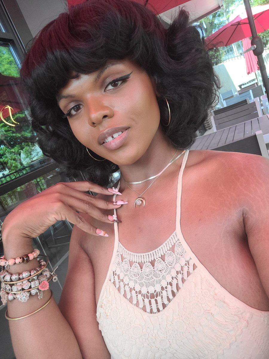 Subtle_Allure's tweet image. ✨️💝🌺