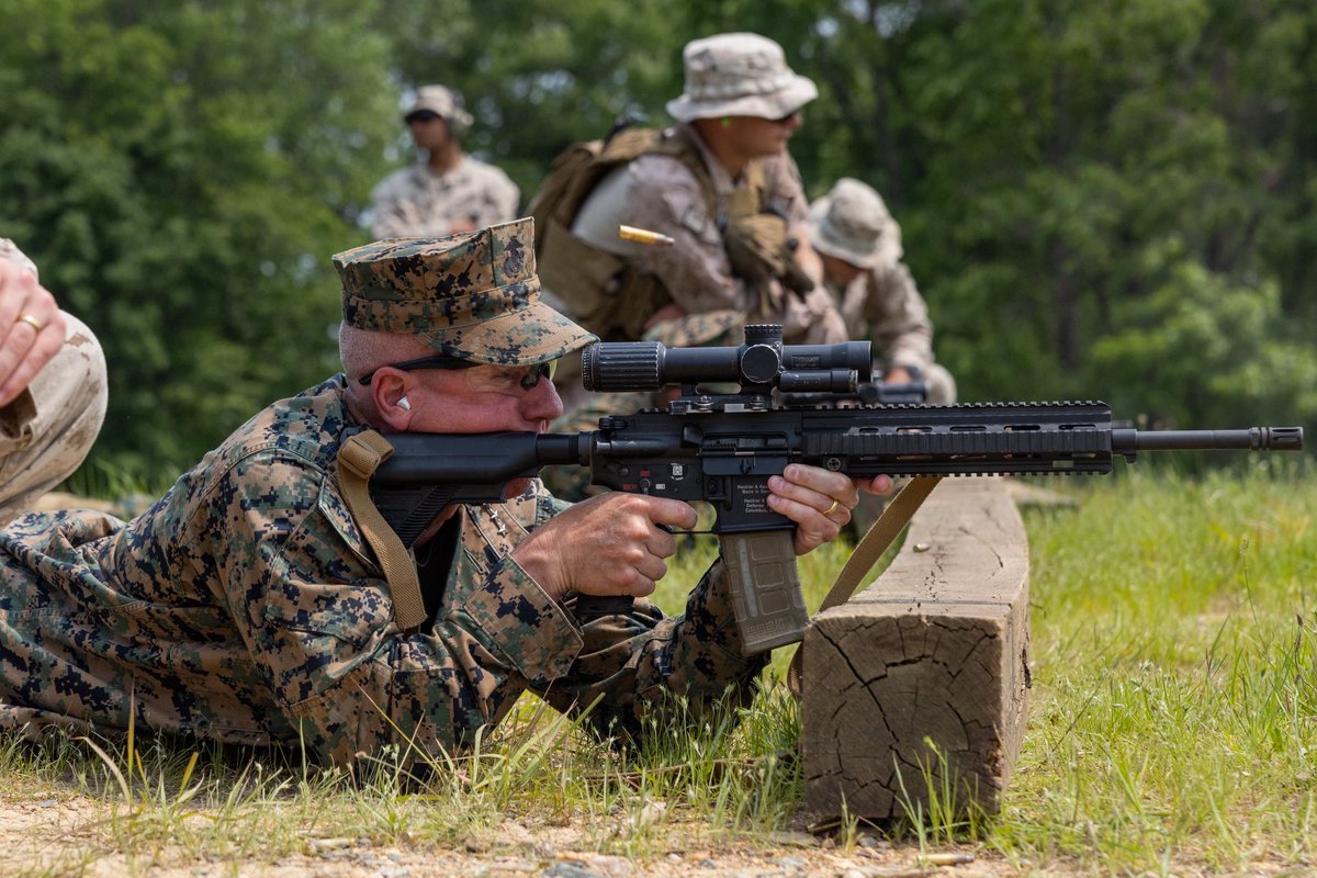 CMC_MarineCorps's tweet image. Yesterday, I visited with congressional staffers at @MCB_Quantico for Marine Day. @USMC shares a special relationship with Congress built on trust, accountability, and shared commitment to the defense of our Nation. Thank you for your continued support and service to our Nation.