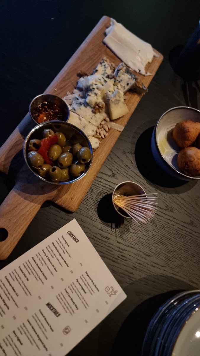 BillieTrixx tweet media