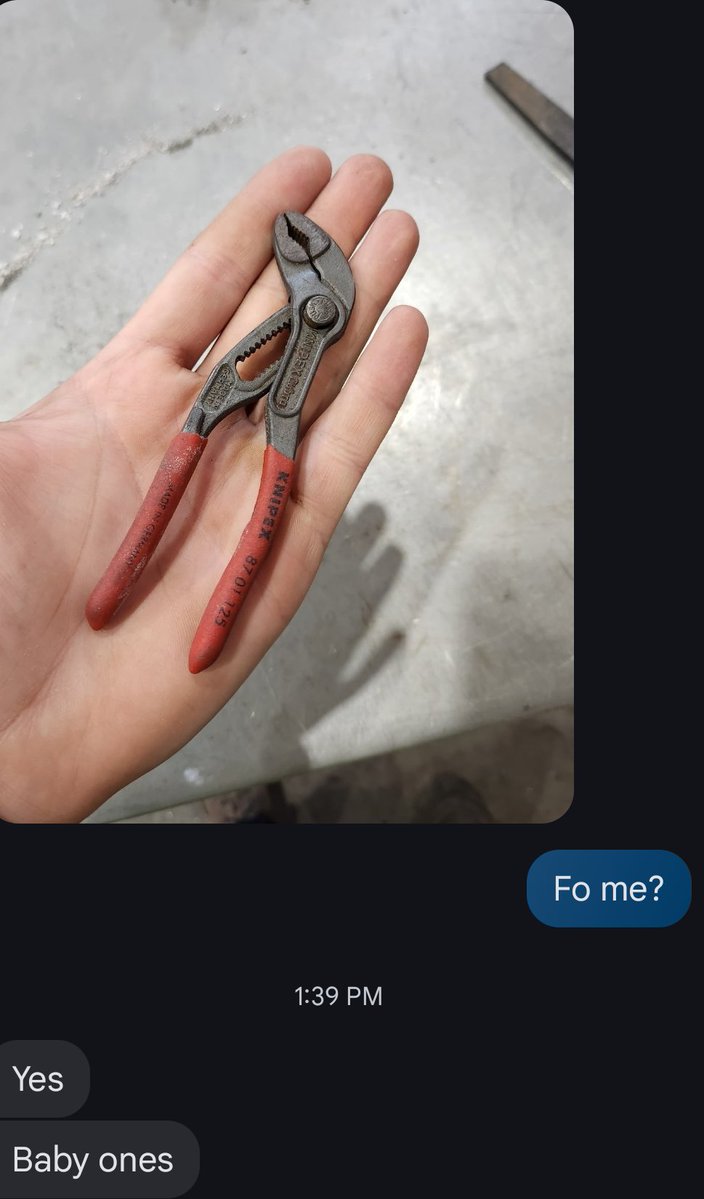 How my husband says "I love you" without saying it: 

Sending a pic of small pliers he knows I'll think are cute 🥹