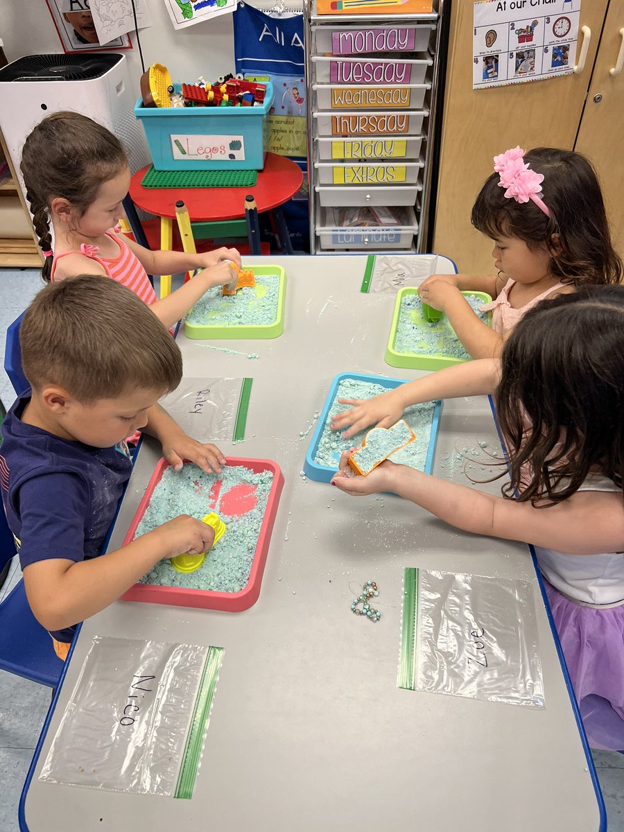 Mrs. Slevin tweet media