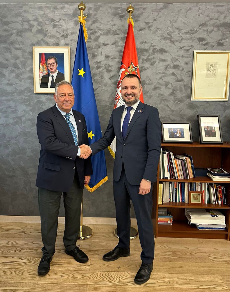 Excellent meeting between
Ambassador of 🇷🇸 to the 🇪🇺 Danijel Apostolović and MEP António Tânger Corrêa.
The discussion focused on the relationship between Serbia and the European Parliament, current geopolitical circumstances and the regional situation.

Ambassador Apostolović