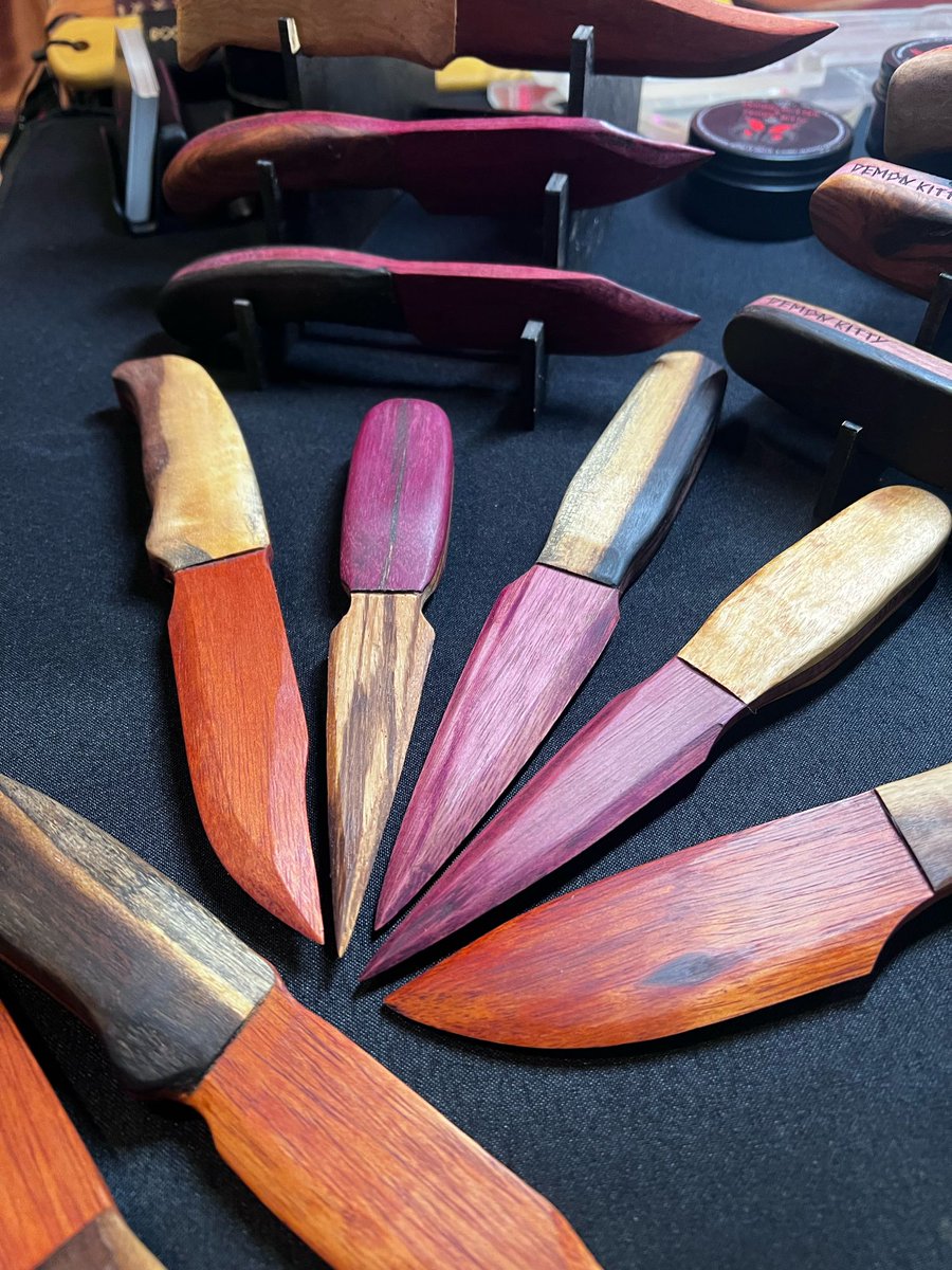 @demonkitty_LA

Beautiful handmade pieces from rare and exotic woods, please stop by the vendo flair and lay them a visit