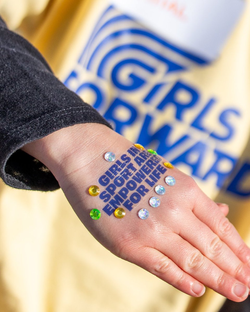 girlsforwardca's tweet image. Still not over the energy from Girls Run 2025🏃‍♀️

From the starting line to the finish - every stride, smile, and cheer reminded us why this day means so much; a celebration of movement, community, and the unstoppable power of girls coming together 🙌🏽

#GirlsRun2025 #GirlsForward