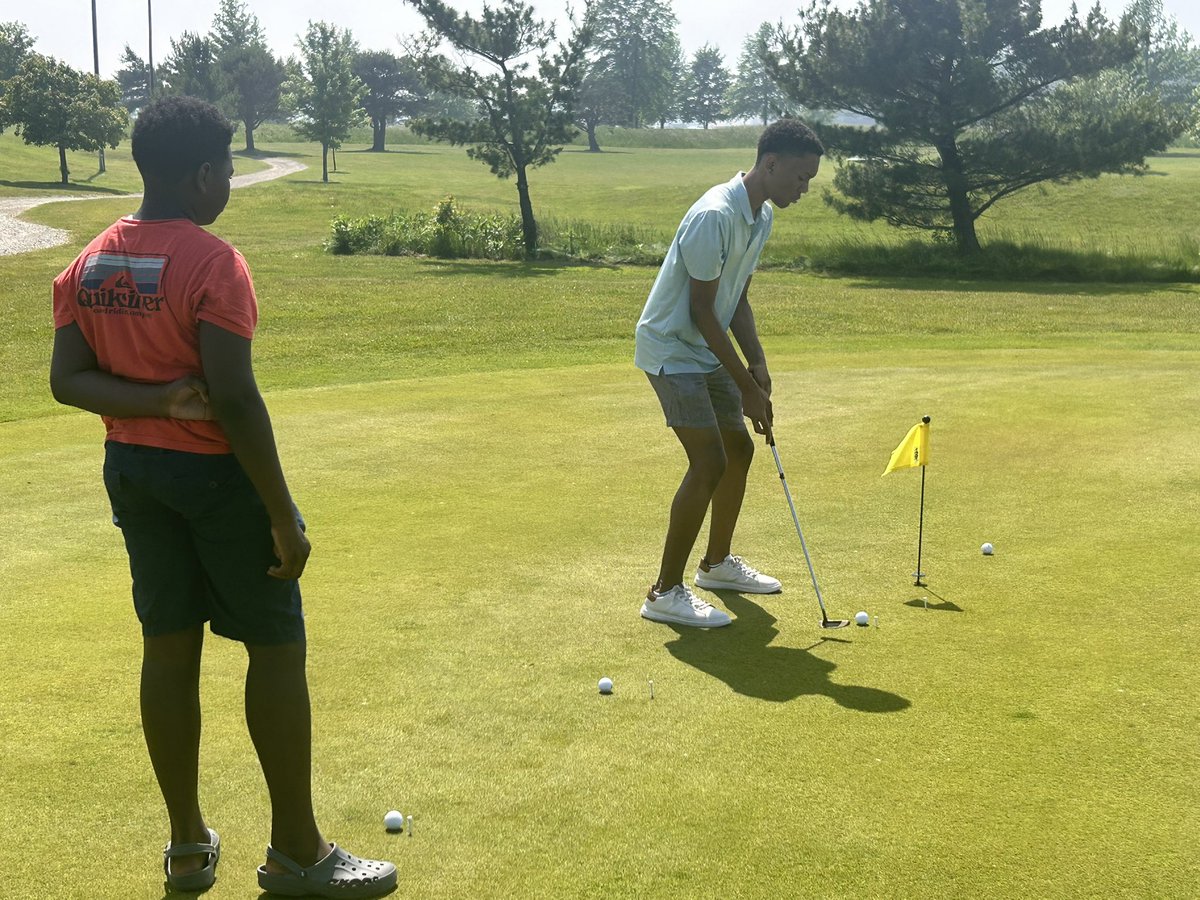Brush Golf tweet media