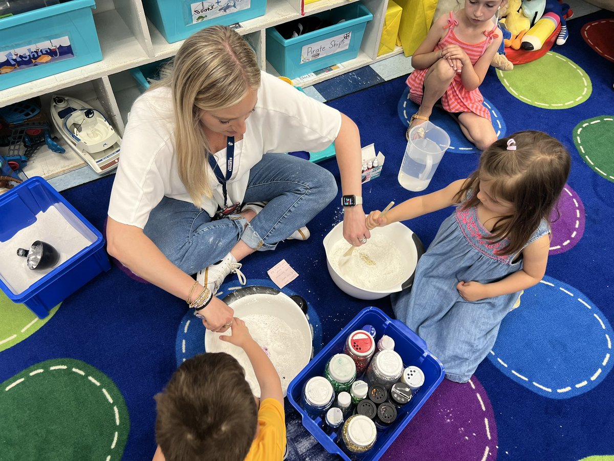 Mrs. Slevin tweet media