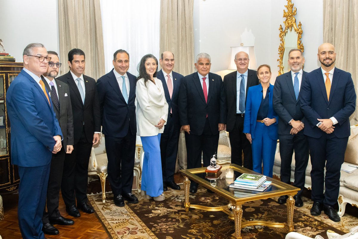 Recibimos a @el_bid que respaldará a Panamá como hub de inversiones y apoyará nuestro ingreso a la OCDE. Confían en el potencial de nuestro país y quieren que el mundo lo vea. Eso significa más inversión, más empleos y más oportunidades para nuestra gente. 

Seguimos trabajando,