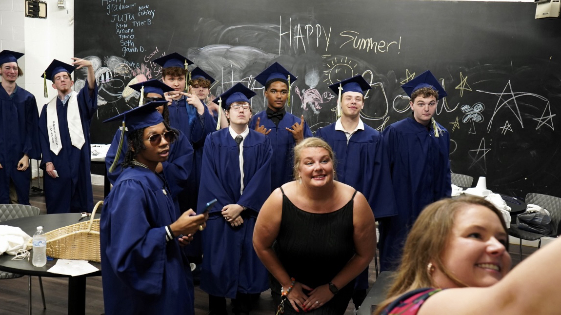 ThePrevNet's tweet image. Have a safe and fun #summer VARK Nation!! See you next school year! And to the seniors, you will be missed!  ☀️ ✌️