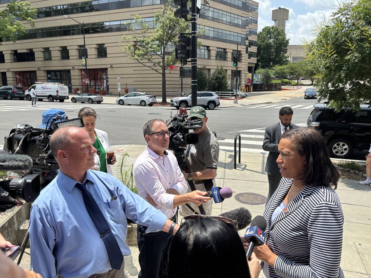 Hanging today with the inimitable ⁦<a href="/Jay7News/">Jay Korff</a>⁩. Jay Korff and Matt Mosley are a tandem hard to beat when learning the ropes of the DC market.