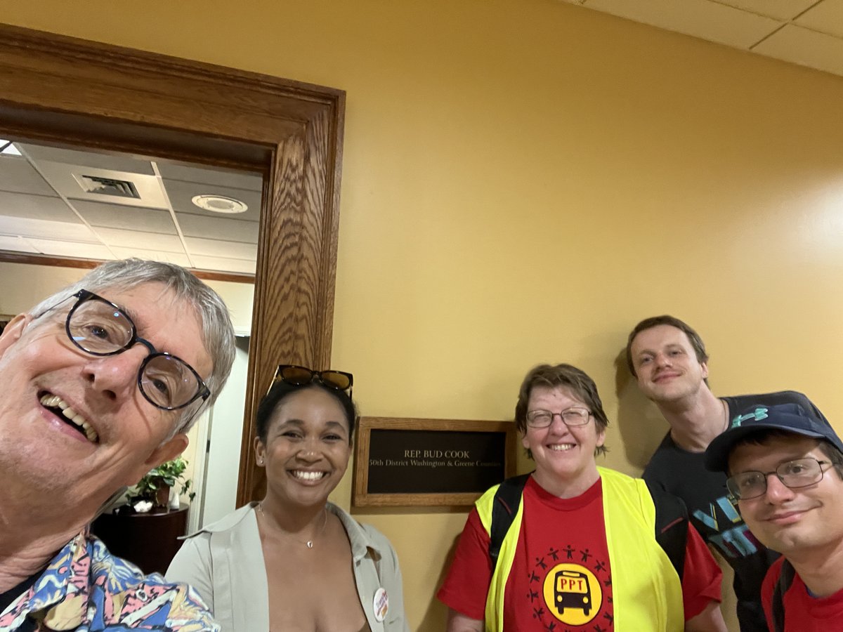 mobilifyswpa's tweet image. ICYMI: Zoe Iseri, our Policy Intern, had the opportunity 2 attend @TransitPa's rally in #Harrisburg earlier this week.
@RepAbney & @SenWilliamsPA spoke @ the rally & have been advocating on behalf of #SWPA 2 get #publictransit funded.
#saveourservice #advocacyinaction