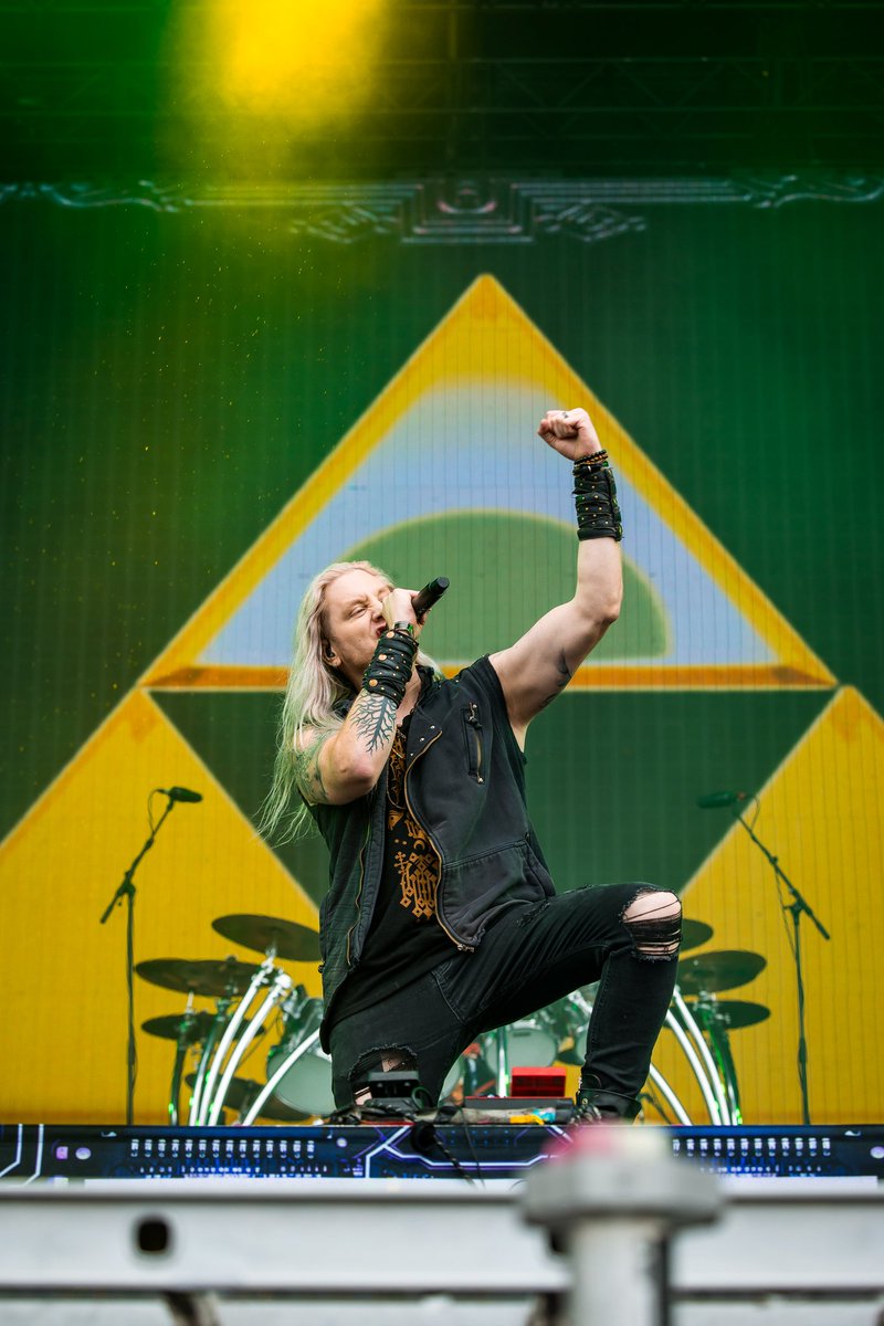DragonForce's tweet image. Tack så mycket @swedenrockfestival 🇸🇪

Tickets + limited VIPs are available now at DragonForce.com Check the dates for all summer shows on our website! 

📸: @vollvincent
