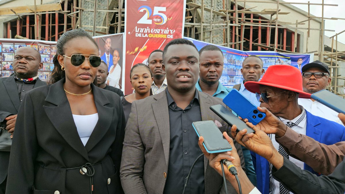 FrivaoRDC's tweet image. 📢Vingt-cinq ans (25 ans) après les jours sombres sous le choc des violents affrontements entre les armées #rwandaise et #ougandaise, en juin 2000, le Fonds Spécial de Répartition de l&apos;Indemnisation aux Victimes des activités illicites de l&apos;Ouganda en RDC (#FRIVAO) a ravivé le…