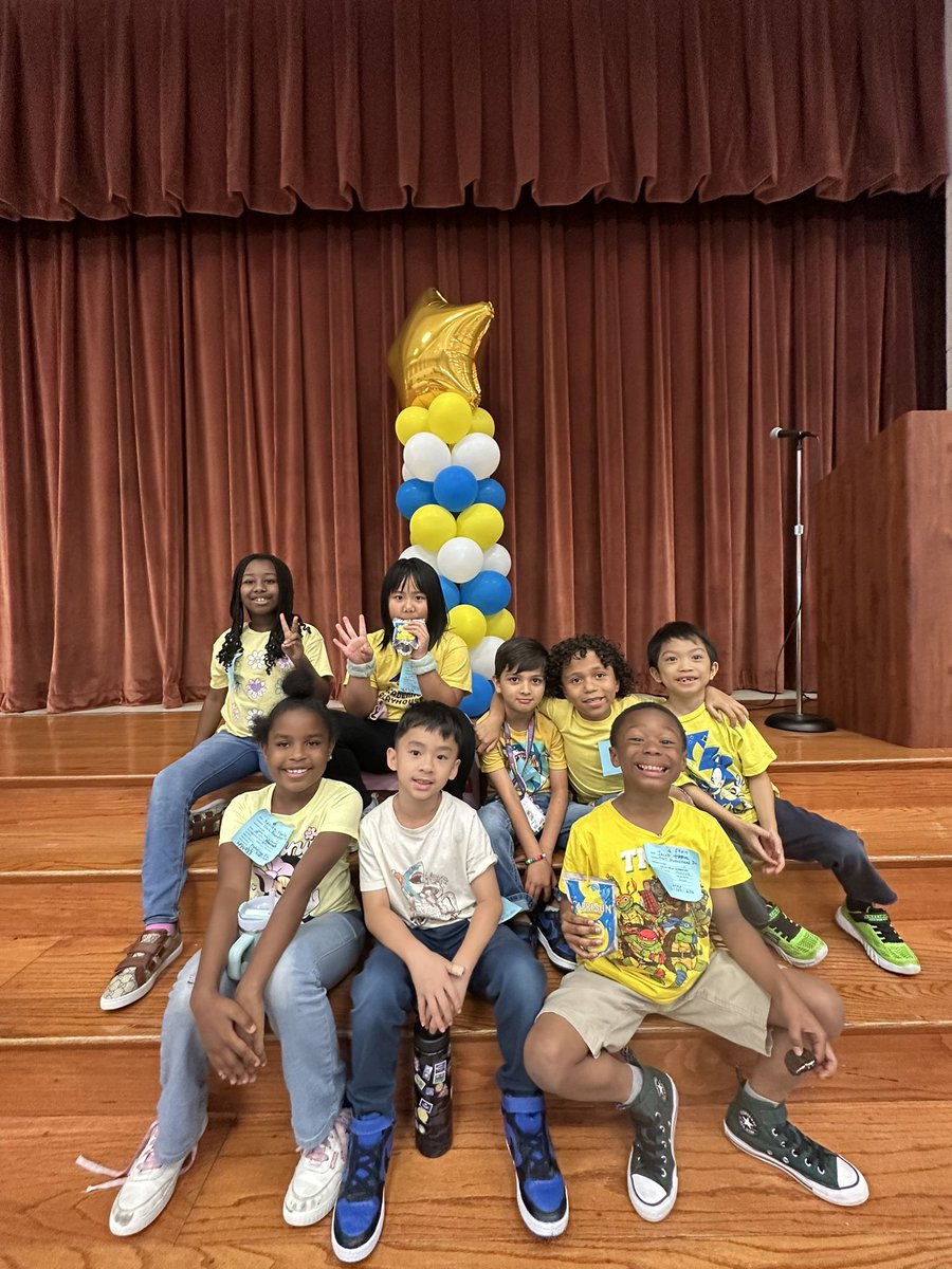 Amanda Tabor (@mahanaymusic) on Twitter photo Today at Summer School our staff and students “Squeezed the Day”! We wore yellow and had lemonade! One week down! ☀️🍋<a href="/MahanayStars/">Mahanay Elementary</a> <a href="/AJ_bossbabe/">Aisha Johnson</a> <a href="/AP_Knowles/">Corrinne Knowles, M.A.</a> #SqueezeTheDay #Lemonade Today at Summer School our staff and students “Squeezed the Day”! We wore yellow and had lemonade! One week down! ☀️🍋<a href="/MahanayStars/">Mahanay Elementary</a> <a href="/AJ_bossbabe/">Aisha Johnson</a> <a href="/AP_Knowles/">Corrinne Knowles, M.A.</a> #SqueezeTheDay #Lemonade