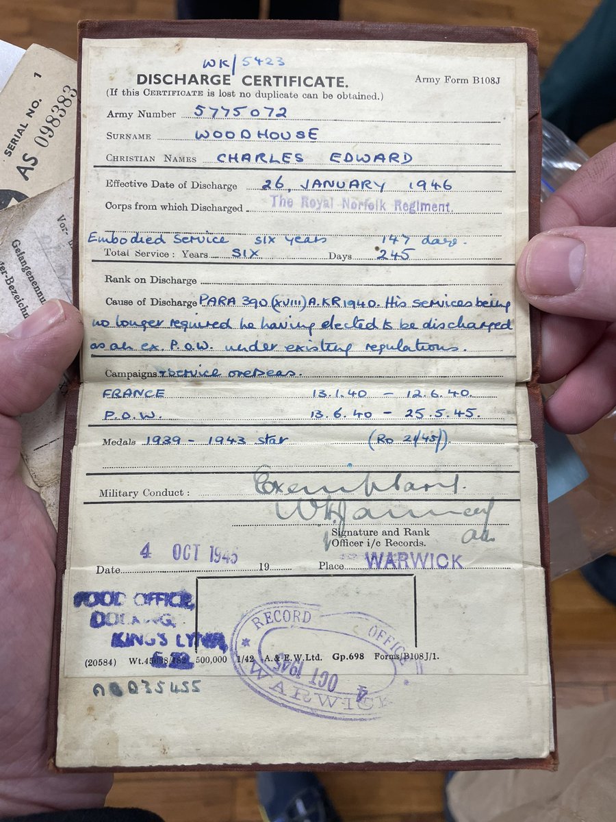 Rencontre émouvante avec le petit-fils du soldat Charles Edward Woodhouse
Engagé au sein de la 51e Highland Division, le soldat Woodhouse a combattu du côté de Saint-Maxent lors de la bataille d’Abbeville en 1940. <a href="/S_M_R_G/">ScotsMilitaryHistory</a>