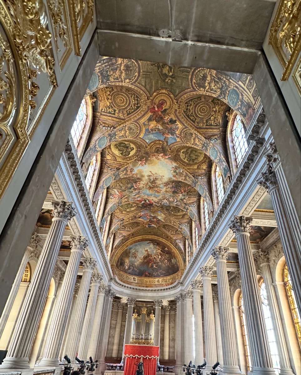 At home in Versailles: the Hercules Drawing Room and Royal Chapel 👑🗼🏛️⛲️🇫🇷 #Paris #Versailles #travelswithJoe #GrandTourwithJoe #SummerofJoe2025