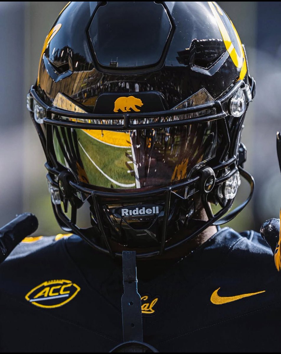 EthanHook21's tweet image. Looking forward to my trip to Cal Berkeley this weekend. To tour the campus, meet the coaches, and compete in camp.
@Coach_Sooto
@DCFBCAL
@MWCherrington
@BenjiPalu_Cal
@Coach_MikeBruno
@JerryRecruiting
@CoachMurray_Z6
