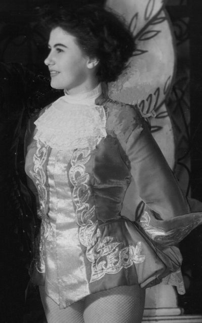🎭 Oh Yes They Did! Icons of Christmas Panto 🤣

Maureen Kershaw as Dandini in Tom Arnold's 1952 production of Cinderella at the Theatre Royal, Birmingham.

🎙️ Maureen Kershaw (born April 4, 1934, in Bethnal Green, East London) is a British performer known for her versatile