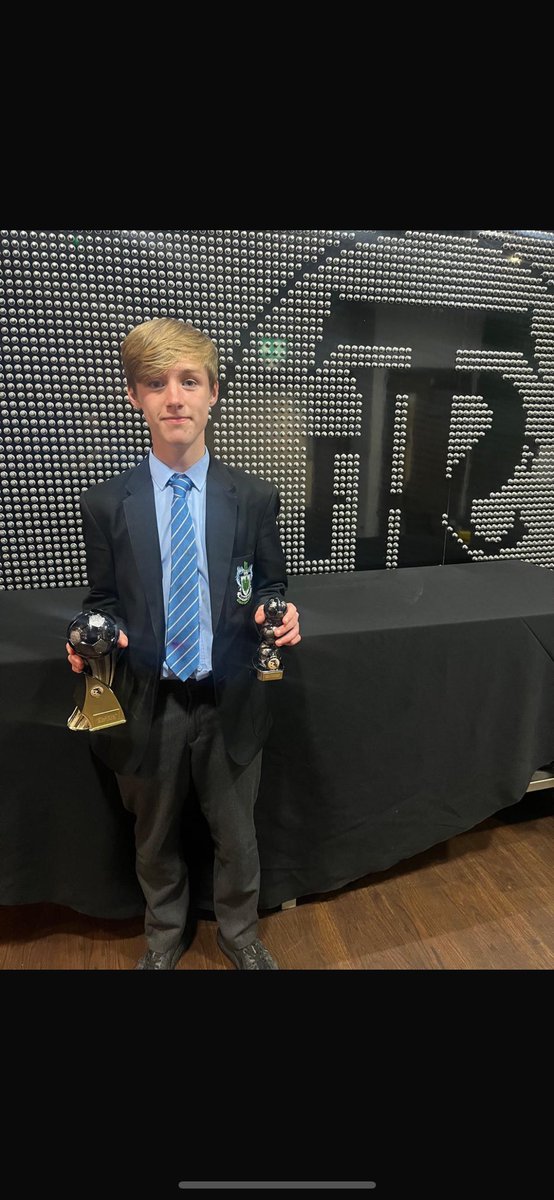 booieeasterbrook tweet media